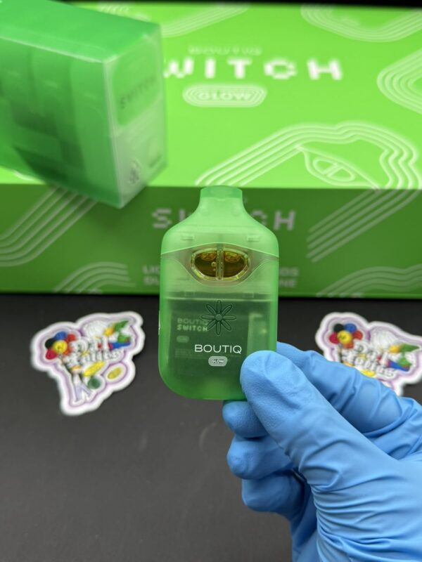 boutiq switch glow disposable