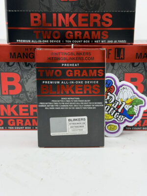 the face of la blinkers disposable