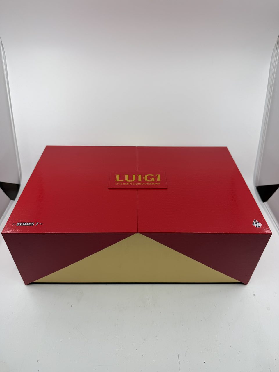 luigi series 7 disposable